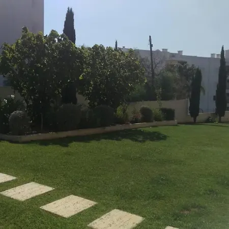 Modern 3 Bedroom Pool View. البوفيرا