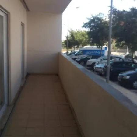 Modern 3 Bedroom Pool View. * 알부페이라