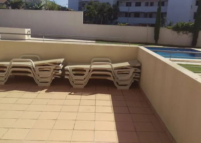 Apartment Modern 3 Bedroom Pool View. Albufeira