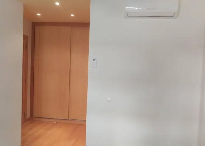 Apartment Modern 3 Bedroom Pool View.