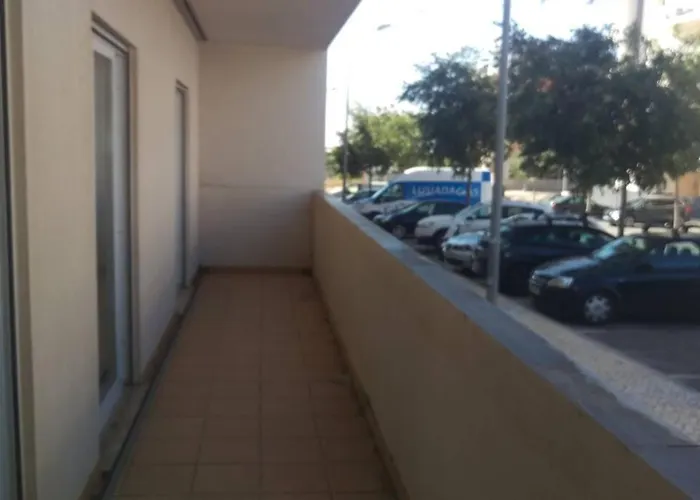 Modern 3 Bedroom Pool View. * Albufeira