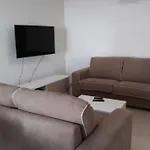 Modern 3 Bedroom Pool View. * Albufeira